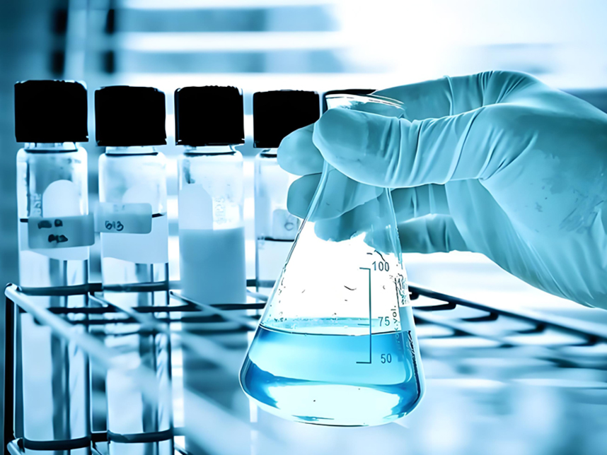 电子氟化液在高温（>150℃）下的稳定性是否优于传统冷却液？