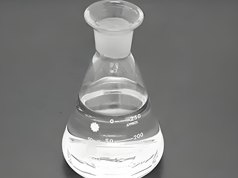 电子氟化液在数据中心浸没式冷却中的散热效率如何？与传统风冷/水冷相比的优势是什么？‌