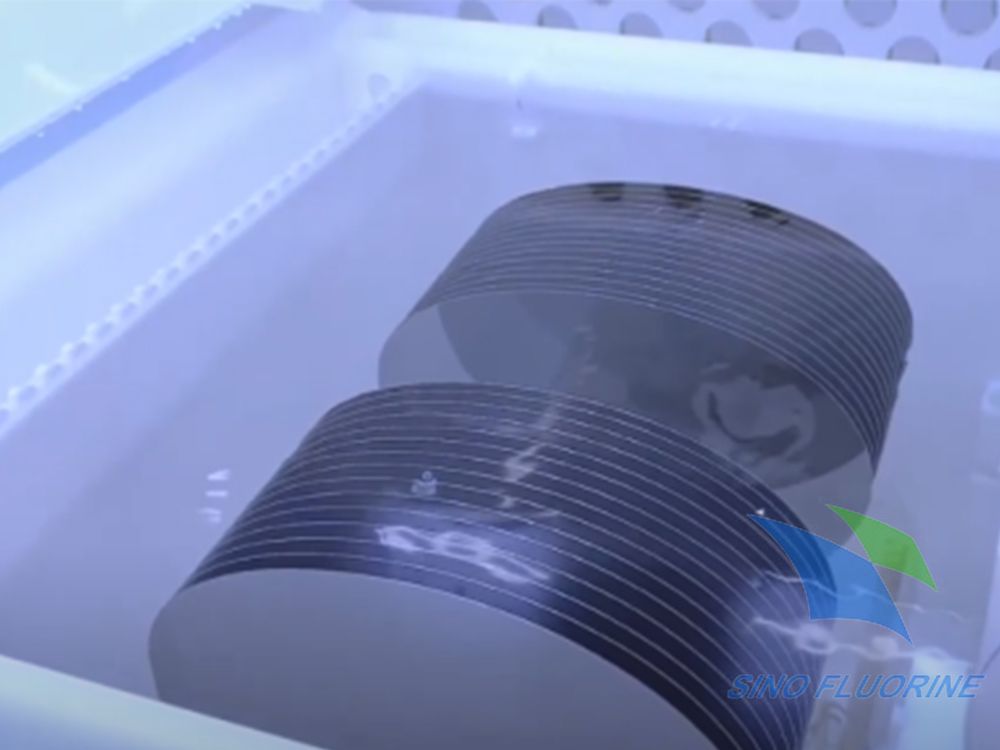 纯净电子氟化液有无刺鼻气味？
